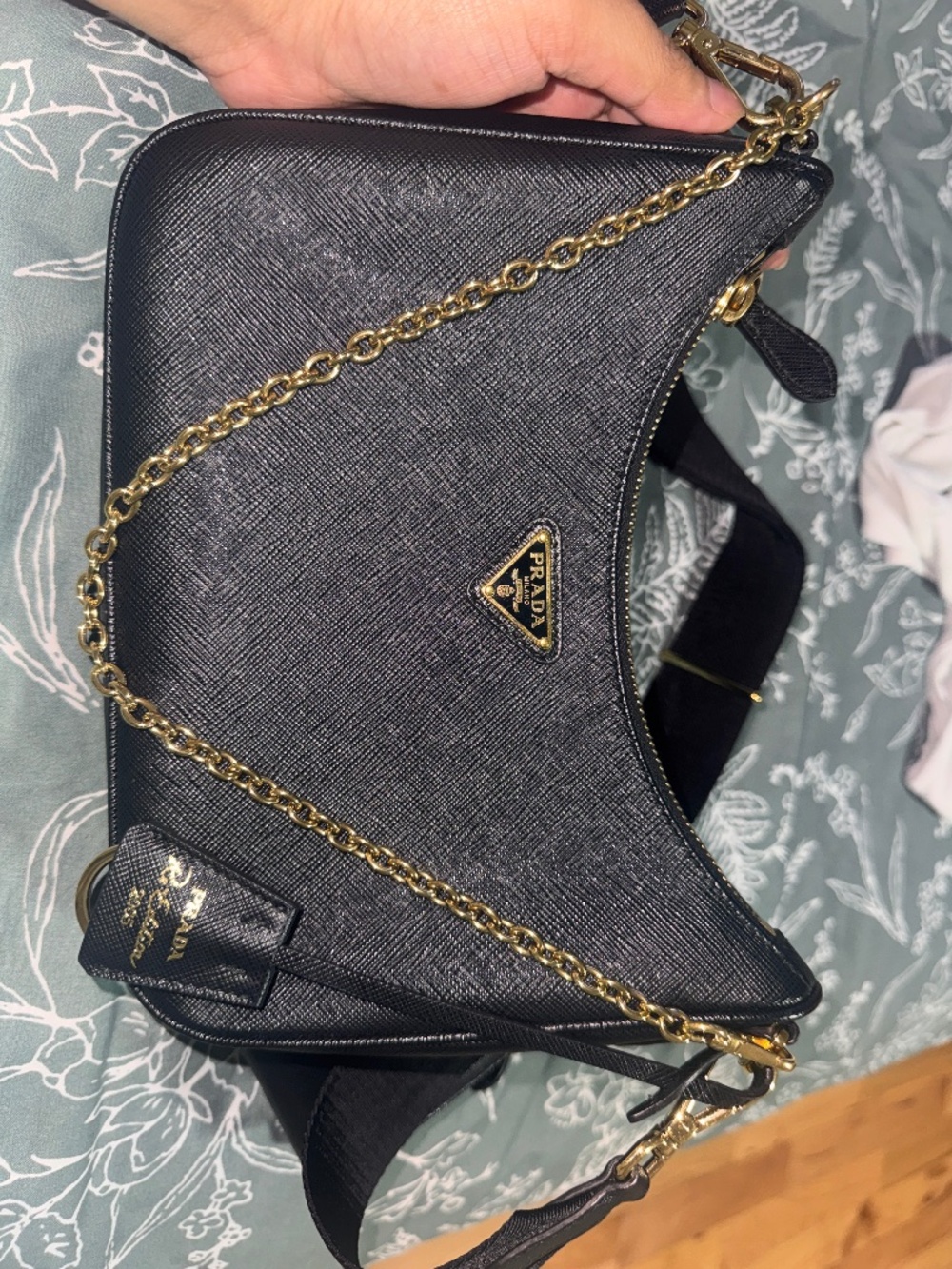 Prada Re-Edition 2005 Saffiano leather bag